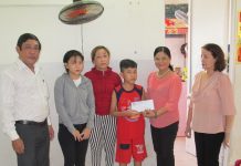 Mười lăm năm chăm sóc những đóa hồng